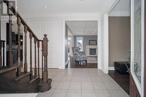 8 Mitchell Crescent Mono ON L9W 6W6