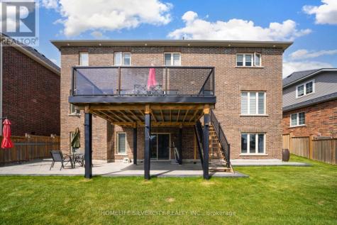 8 Mitchell Crescent Mono ON L9W 6W6