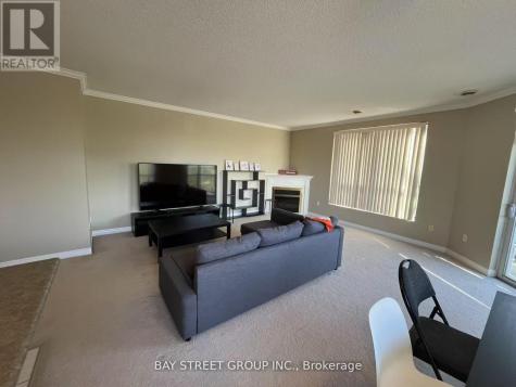 255 Keats Way Waterloo ON N2L 6N6