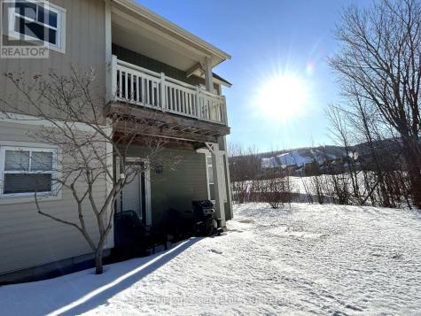 130 Fairway Court Blue Mountains ON L9Y 0P8