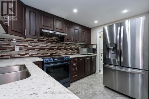34 Thornvalley Terrace Caledon ON L7C 4H9