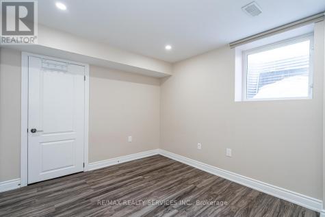 34 Thornvalley Terrace Caledon ON L7C 4H9
