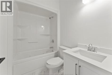 5209 Rafael Street Tecumseh ON N0R 1K0