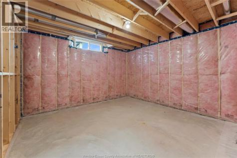 5209 Rafael Street Tecumseh ON N0R 1K0