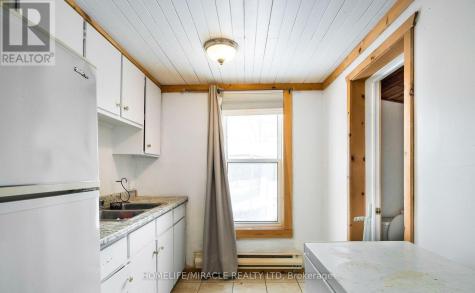 101 River Road East Wasaga Beach ON L9Z 2L1