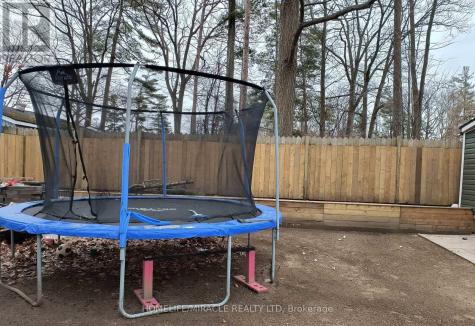 101 River Road East Wasaga Beach ON L9Z 2L1