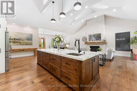 11 Cockshutt Road Brant (brantford Twp) ON N3T 5L6