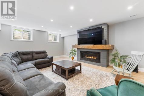 11 Cockshutt Road Brant (brantford Twp) ON N3T 5L6