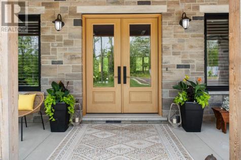 11 Cockshutt Road Brant (brantford Twp) ON N3T 5L6