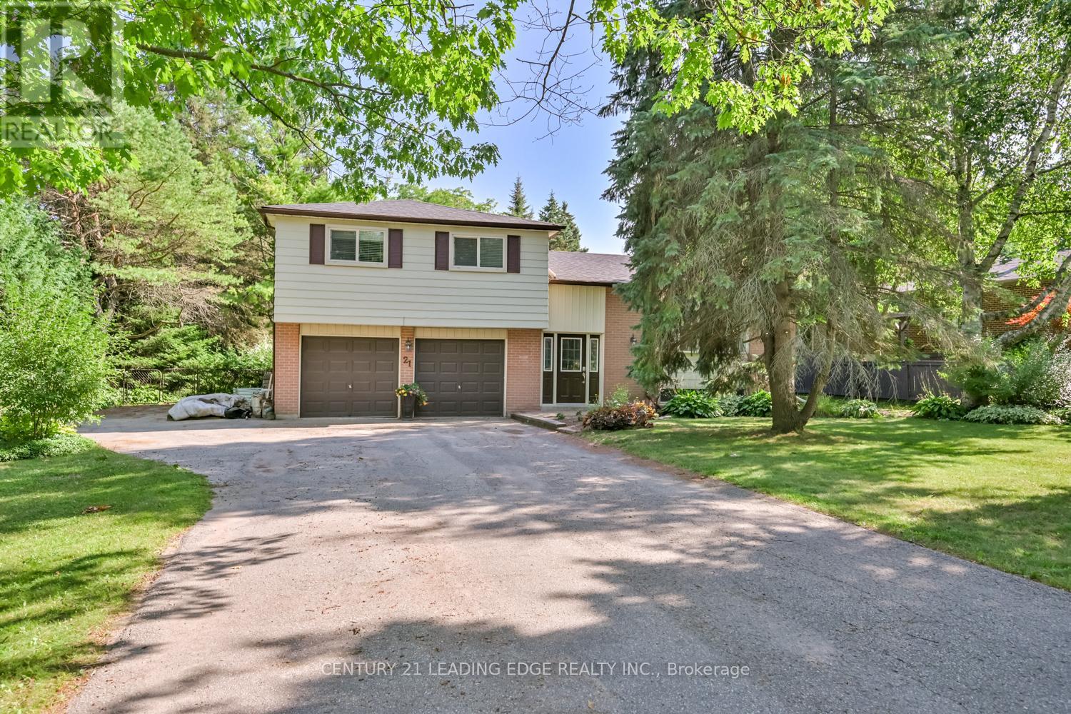 21 Jonathan Street Uxbridge ON L9P 1B6