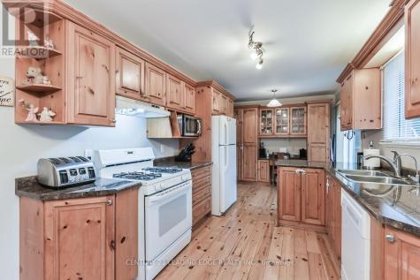 21 Jonathan Street Uxbridge ON L9P 1B6
