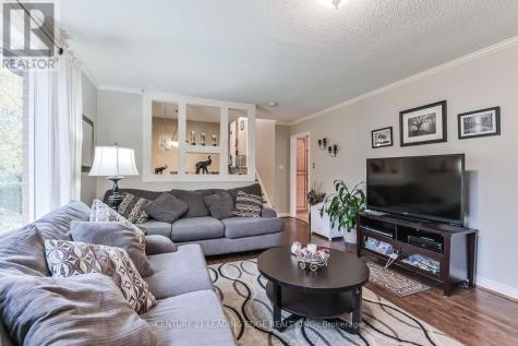 21 Jonathan Street Uxbridge ON L9P 1B6