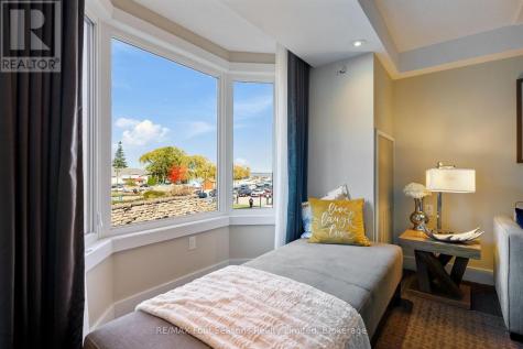 9 Harbour Street East Collingwood ON L9Y 5B5
