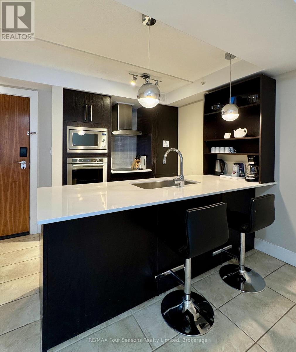 9 Harbour Street East Collingwood ON L9Y 5C5