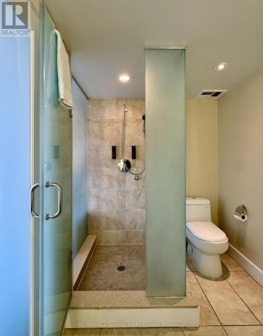 9 Harbour Street East Collingwood ON L9Y 5C5