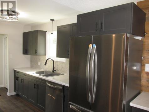 36 Hergott Avenue Elliot Lake ON P5A 3A8