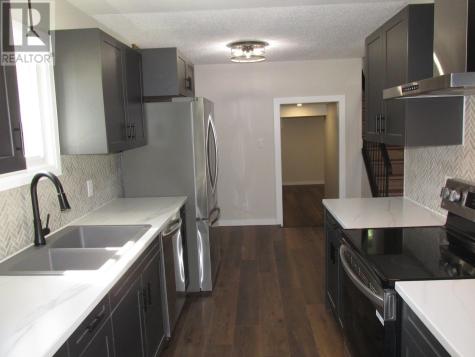 36 Hergott Avenue Elliot Lake ON P5A 3A8