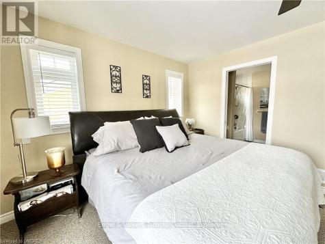 1579 Anstruther Lake Road North Kawartha ON K0L 1A0