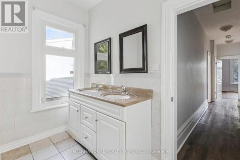 54 Marlborough Street Brantford ON N3T 2S2