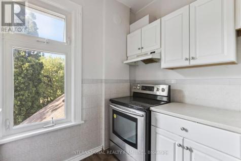 54 Marlborough Street Brantford ON N3T 2S2