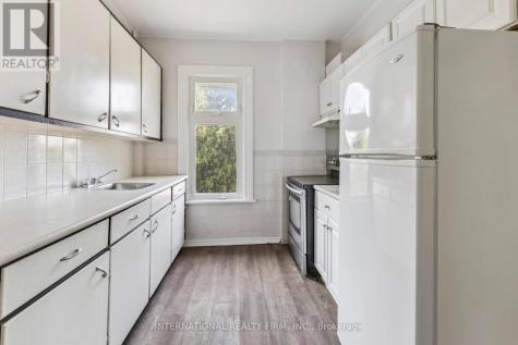 54 Marlborough Street Brantford ON N3T 2S2