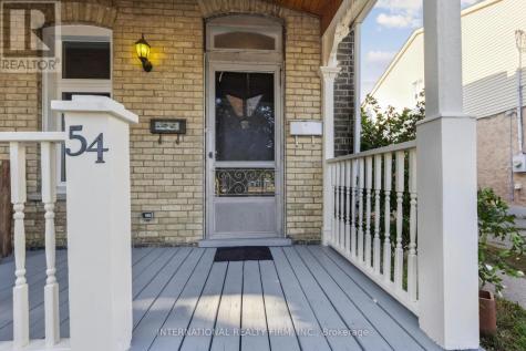 54 Marlborough Street Brantford ON N3T 2S2