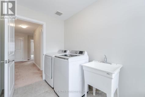 37 Pace Avenue Brantford ON N3S 0J2
