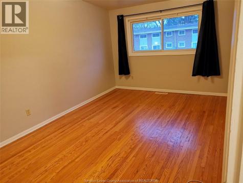 1800 Columbia Court Windsor ON N9G 1B1