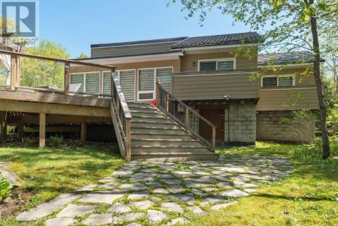 587 Centre Road Mckellar ON P2A 0B4