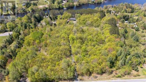 587 Centre Road Mckellar ON P2A 0B4