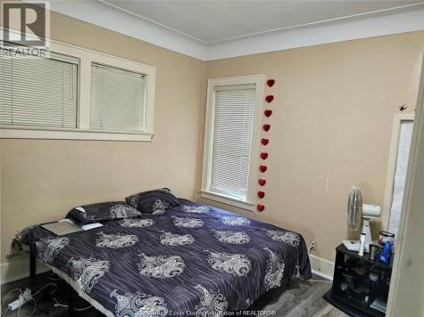 95 Giles Boulevard East Windsor ON N9A 4B8