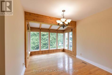 27 Heyden Avenue Orillia ON L3V 0G5