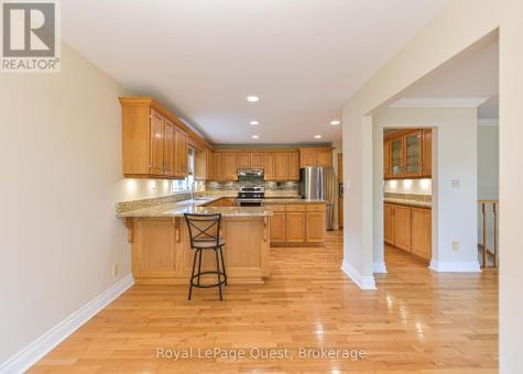 27 Heyden Avenue Orillia ON L3V 0G5