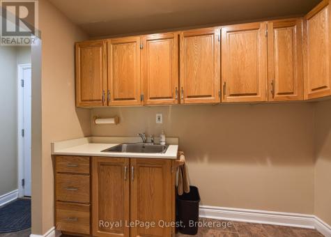 27 Heyden Avenue Orillia ON L3V 0G5