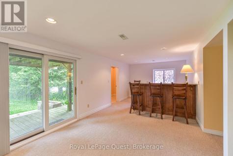 27 Heyden Avenue Orillia ON L3V 0G5