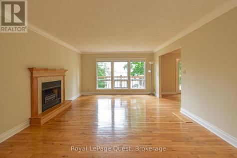 27 Heyden Avenue Orillia ON L3V 0G5