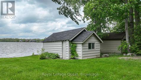 27 Heyden Avenue Orillia ON L3V 0G5