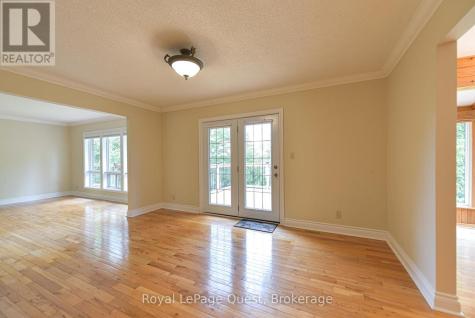 27 Heyden Avenue Orillia ON L3V 0G5