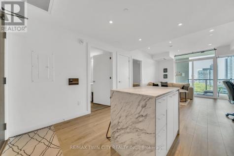 741 King Street West Kitchener ON N2G 1E5