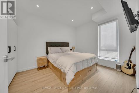 741 King Street West Kitchener ON N2G 1E5