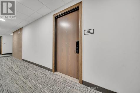 741 King Street West Kitchener ON N2G 1E5