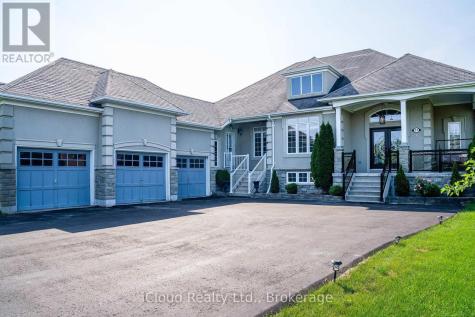 17 Maple Drive Wasaga Beach ON L9Z 0A7