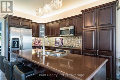 17 Maple Drive Wasaga Beach ON L9Z 0A7