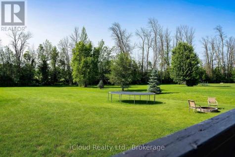 17 Maple Drive Wasaga Beach ON L9Z 0A7