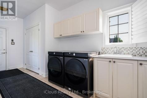 17 Maple Drive Wasaga Beach ON L9Z 0A7