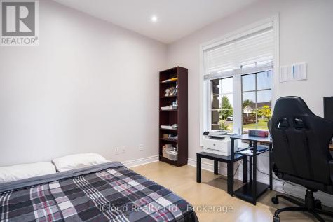 17 Maple Drive Wasaga Beach ON L9Z 0A7
