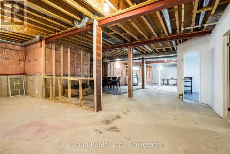 17 Maple Drive Wasaga Beach ON L9Z 0A7