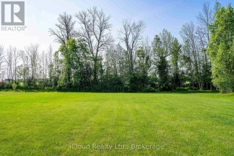 17 Maple Drive Wasaga Beach ON L9Z 0A7