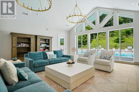 18 Harbour Way Central Elgin ON N5L 1C5