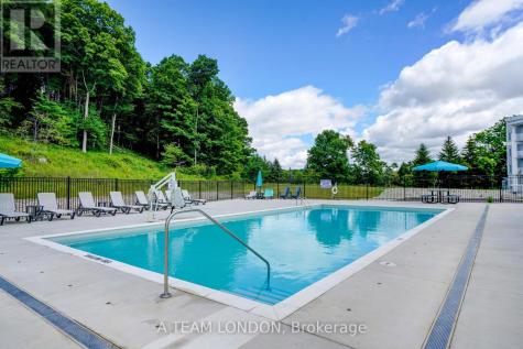 18 Harbour Way Central Elgin ON N5L 1C5